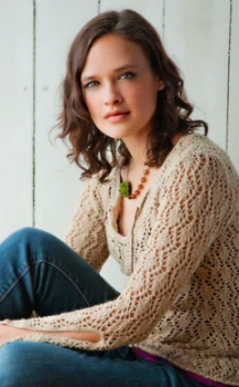 Brina Palencia